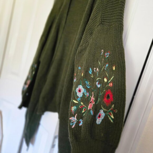 Shein curve green floral embroidered cardigan 3xl - Picture 2 of 7